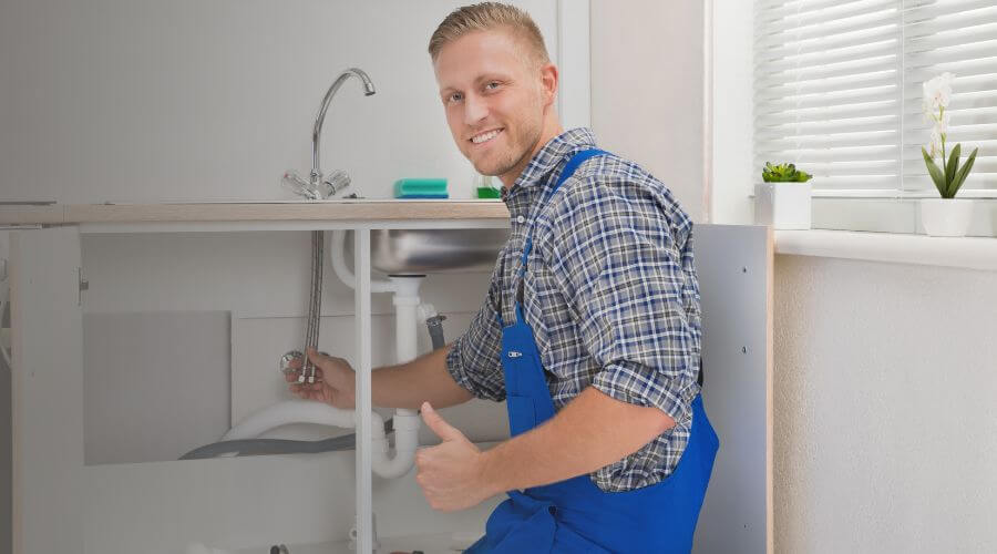 Nighttime Plumber in Brooklyn, NY